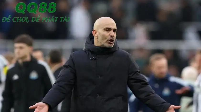 Nếu được bổ nhiệm làm HLV MU, Maresca chắc chắn sẽ chịu sức ép không nhỏ từ nhóm CĐV yêu truyền thống của Quỷ đỏ. Nếu được bổ nhiệm làm HLV MU, Maresca chắc chắn sẽ chịu sức ép không nhỏ từ nhóm CĐV yêu truyền thống của Quỷ đỏ.